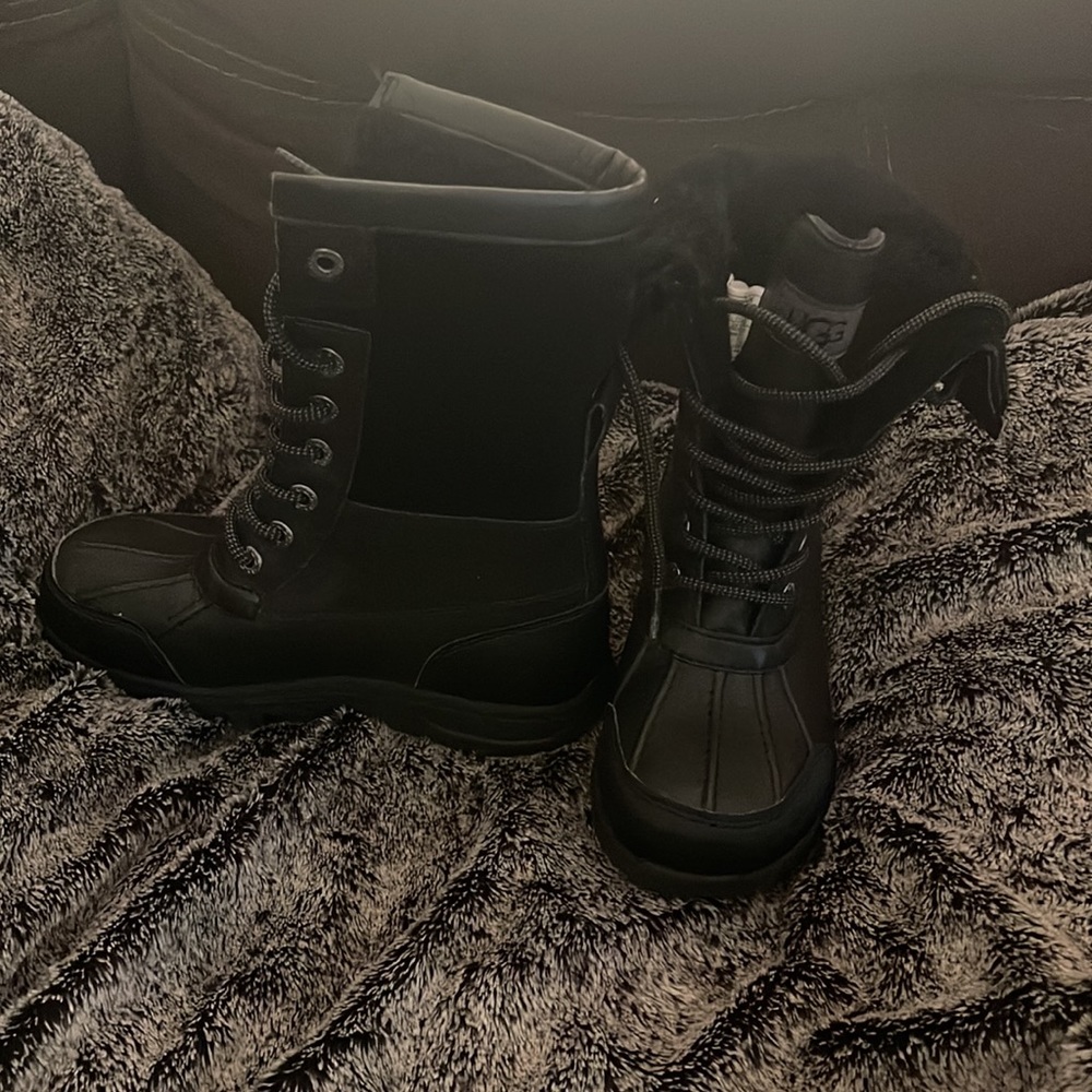 Ugg boots girls - Picture 2 of 2